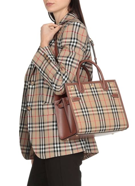 túi xách burberry nữ chính hãng|canh bao burberry.